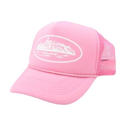 corteiz-alcatraz-trucker-hat-pink